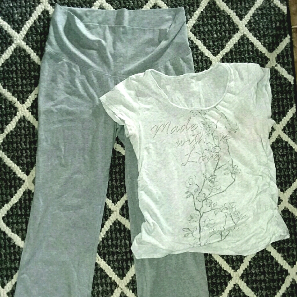 Maternity lounge set